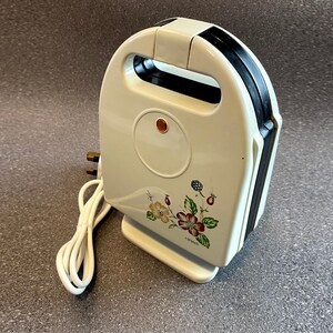 hinari panini press