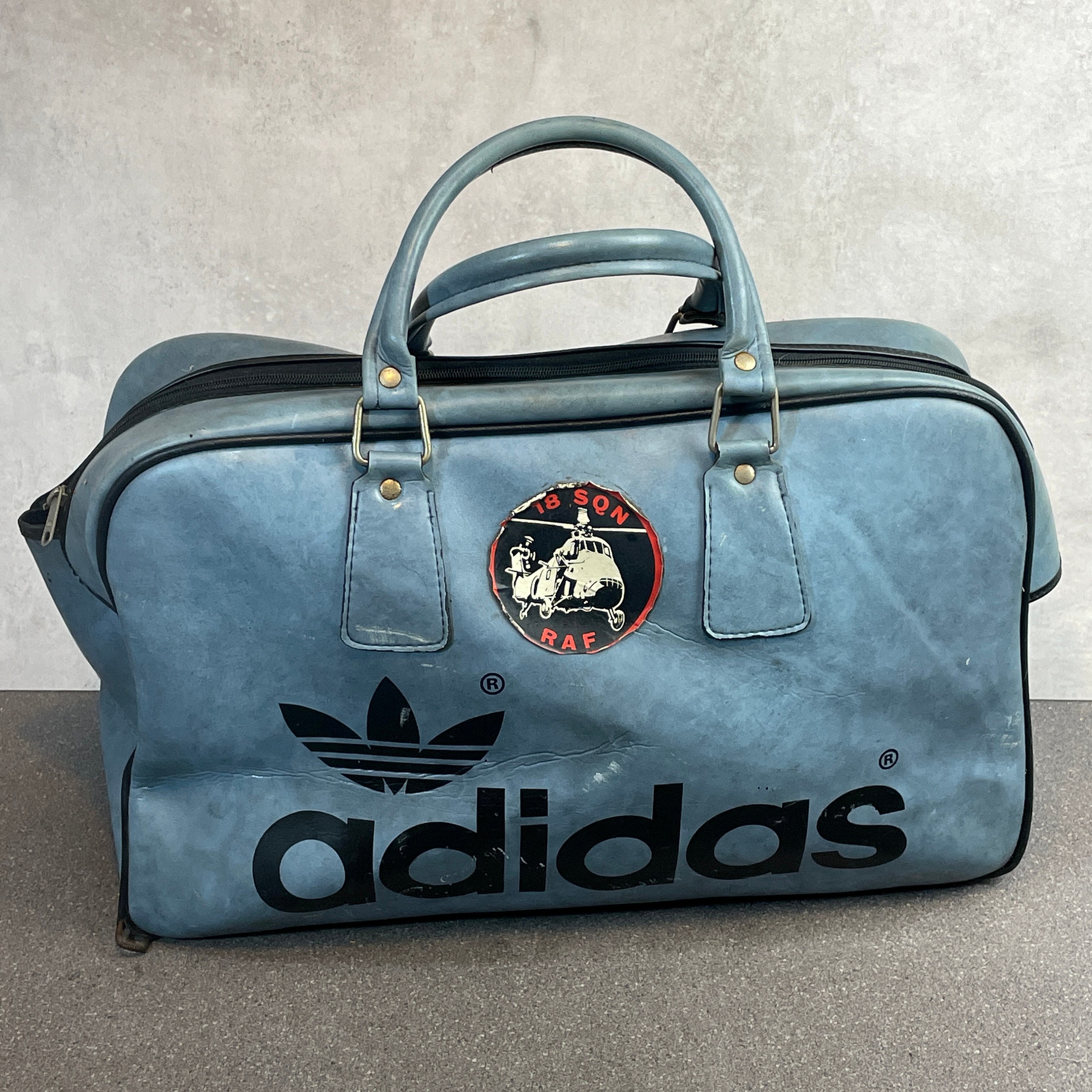 良質トップ Adidas 70S Blue Peter black Sports bag - バッグ