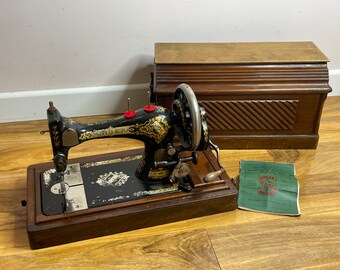 Vintage Singer 27K 28K Manual Hand-Crank Sewing Machine, 1898, With "Coffin" Case, Antique Prop