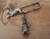 Brooch - Bronze Rabbit - Cottage Core, Neo-Victorian, Steampunk, Vintage Style, Alice in Wonderland