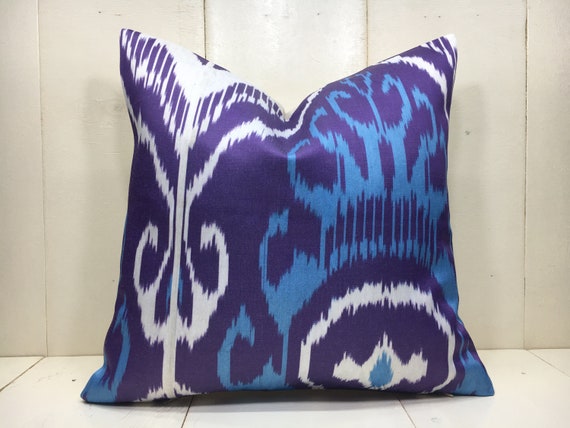 Seide Ikat Kissenbezug (40x40) – Handgewebtes Dekokissen