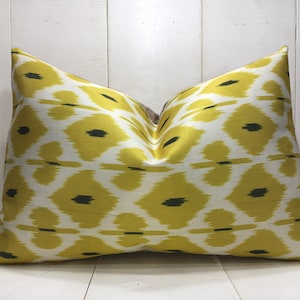 silk ikat pillow cover handwoven silk cushion decorative pilow modern pillow cover soft color accent pillows home decor home living 16x24