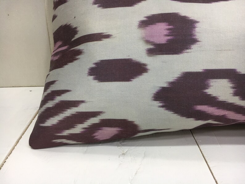 ikat pillow cover,10x24,handwoven,silk,cushion,decorative pilow,modern pillow cover,soft color,accent pillows,home decor,home living,silk
