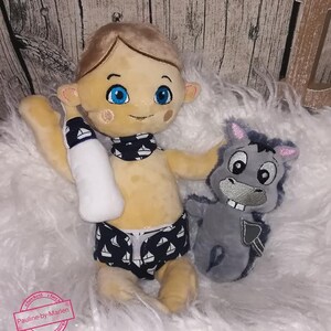5. SET 12x Bambino 13x18 Bambola ITH nel cerchio - Pannolino Collo Sciarpa Bambino Bottiglia Cuddly Giocattolo 36 File Ricamo