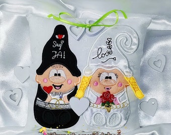 Embroidery file ring pillow gnome wedding bridal couple bride groom marriage engagement Valentine's Day gift ITH 20 x 20 in the hoop