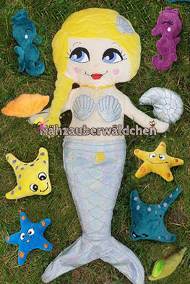 2x starfish 2x seahorses 2x rays 4x shell 15x digital embroidery design MERMAID doll removable fins 7x12 ITH in the hoop