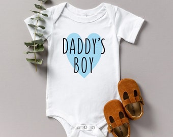 Daddy's Boy Baby Outfit voor Vaderdagcadeau voor nieuwe vader Juni Babyaankondiging of Gender Reveal