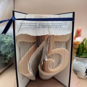 75e verjaardagskaart, combinatie knippen en vouwen, 75 jaar, gevouwen boekkunst, digitale download, patroon van 281 pagina's