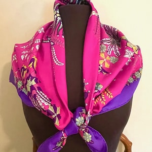 Hermès Carre Vintage Scheherazade Silk Scarf Rare Color