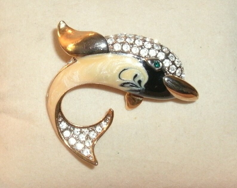 Figural Jumping Dolphin Rhinestone /& Enamel Brooch Vintage Goldtone Ornate Design Happy Sea Mammal Jewelry Pin Summer Beach Jewelry