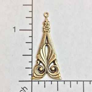 26533 - 4 Pc Victorian Dangle Brass Jewelry Finding BRASS Ox