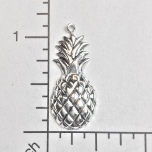 33894 - 3 Pc. Antiqued Victorian Pineapple Jewelry Finding Charm Silver Ox