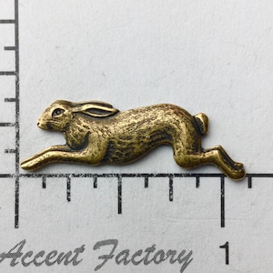 42143 - 2 Pc Running Rabbit Brass Jewelry Finding Brass Ox