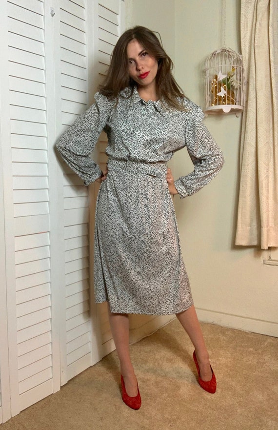 70s dress: working woman