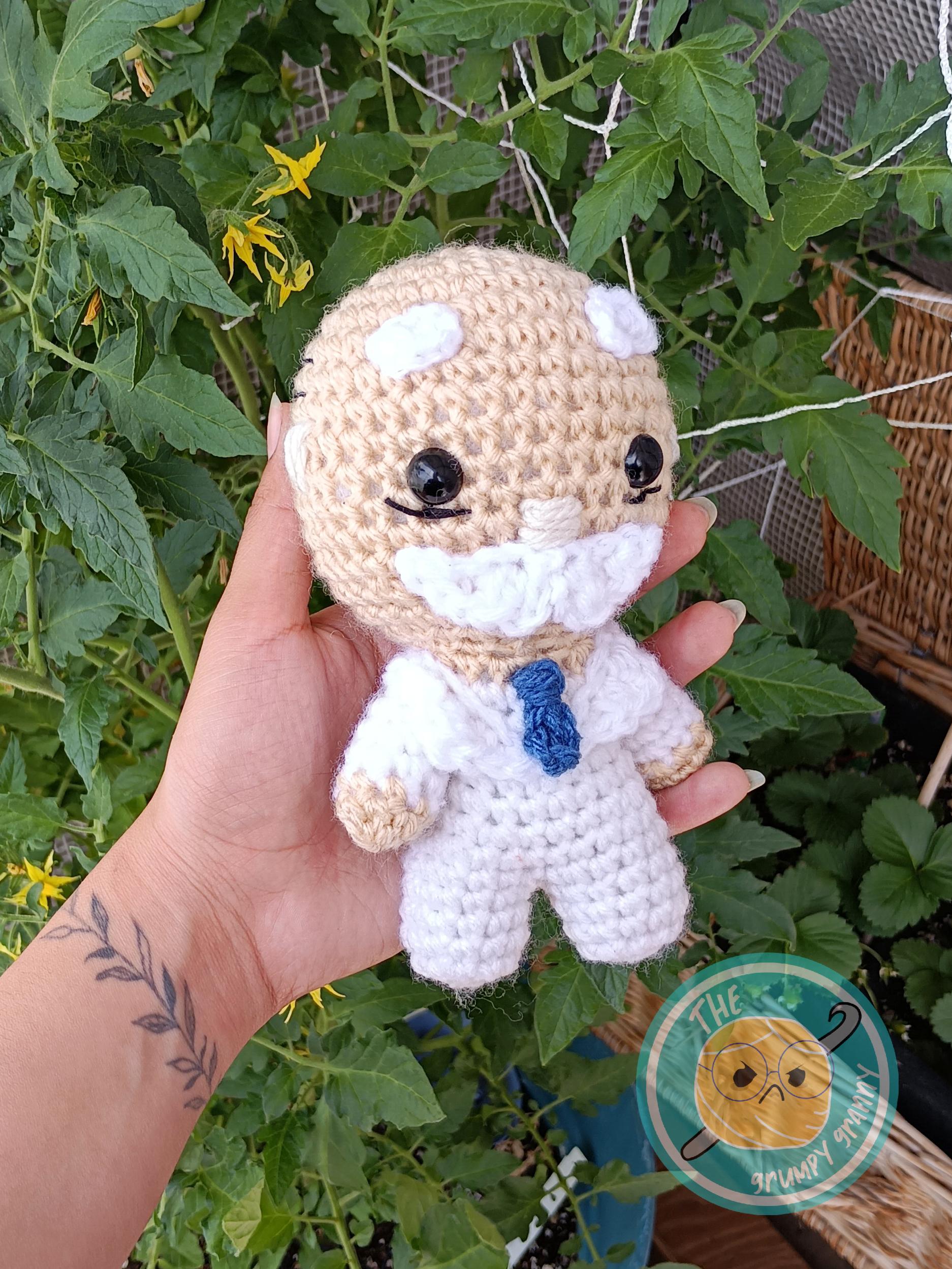 Handmade Dr Simi Crochet Amigurumi Doll  // Gift for Doctors // Nurses// RN // Cute // Healthcare // Mexican Nostalgia Reference - Thumbnail 3