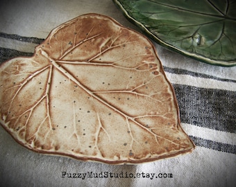 Handmade Pottery Leaf Trinket Dish Candy Dish Candy Tray Nature Themed Pottery Dressing Table Dish Soap Dish Neutral Pottery Fall Leaf