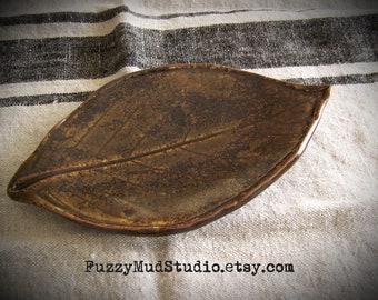 Handmade Pottery Leaf Trinket Dish Pottery Teabag Holder Nature Themed Pottery Dressing Table Ring Dish Soap Dish Fall Leaf Incense Dish