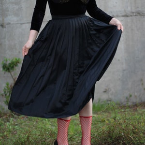 Vintage black pleated skirt high waist satin with side button up closure Minimalist urban skirt A line midi accordion skirt image 2