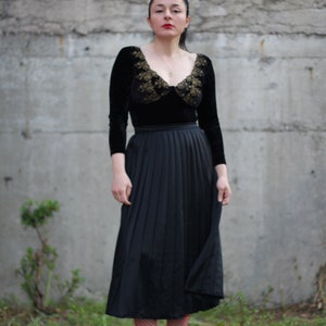Vintage black pleated skirt high waist satin with side button up closure Minimalist urban skirt A line midi accordion skirt image 6