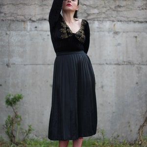 Vintage black pleated skirt high waist satin with side button up closure Minimalist urban skirt A line midi accordion skirt image 8