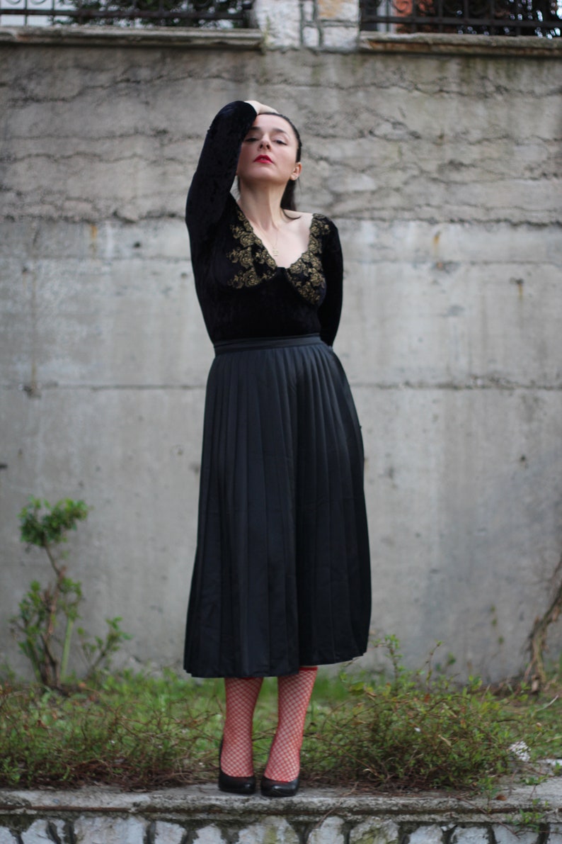 Vintage black pleated skirt high waist satin with side button up closure Minimalist urban skirt A line midi accordion skirt image 8