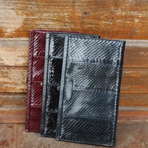 Vintage Schlangenhaut Clutch Taschen Lot von drei Taschen Juwel Farben Petrol grün Burgund rot und Schwarz