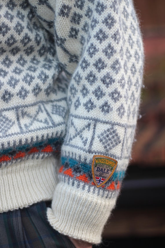 Vintage 90s Dale of Norway sweater Windstopper Go… - image 3