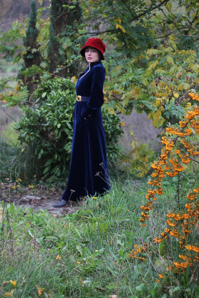 Vintage velvet dress floor length with pockets Long sleeves Fully lined Heavy cotton velvet blue dress Sewn retro romantic lady dress image 5