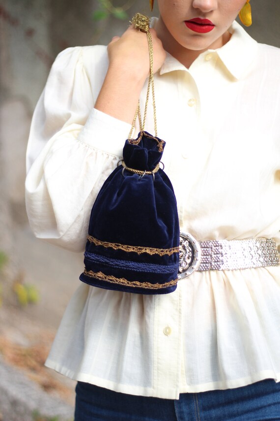 Antique handmade velvet bucket bag Pompadour bag D