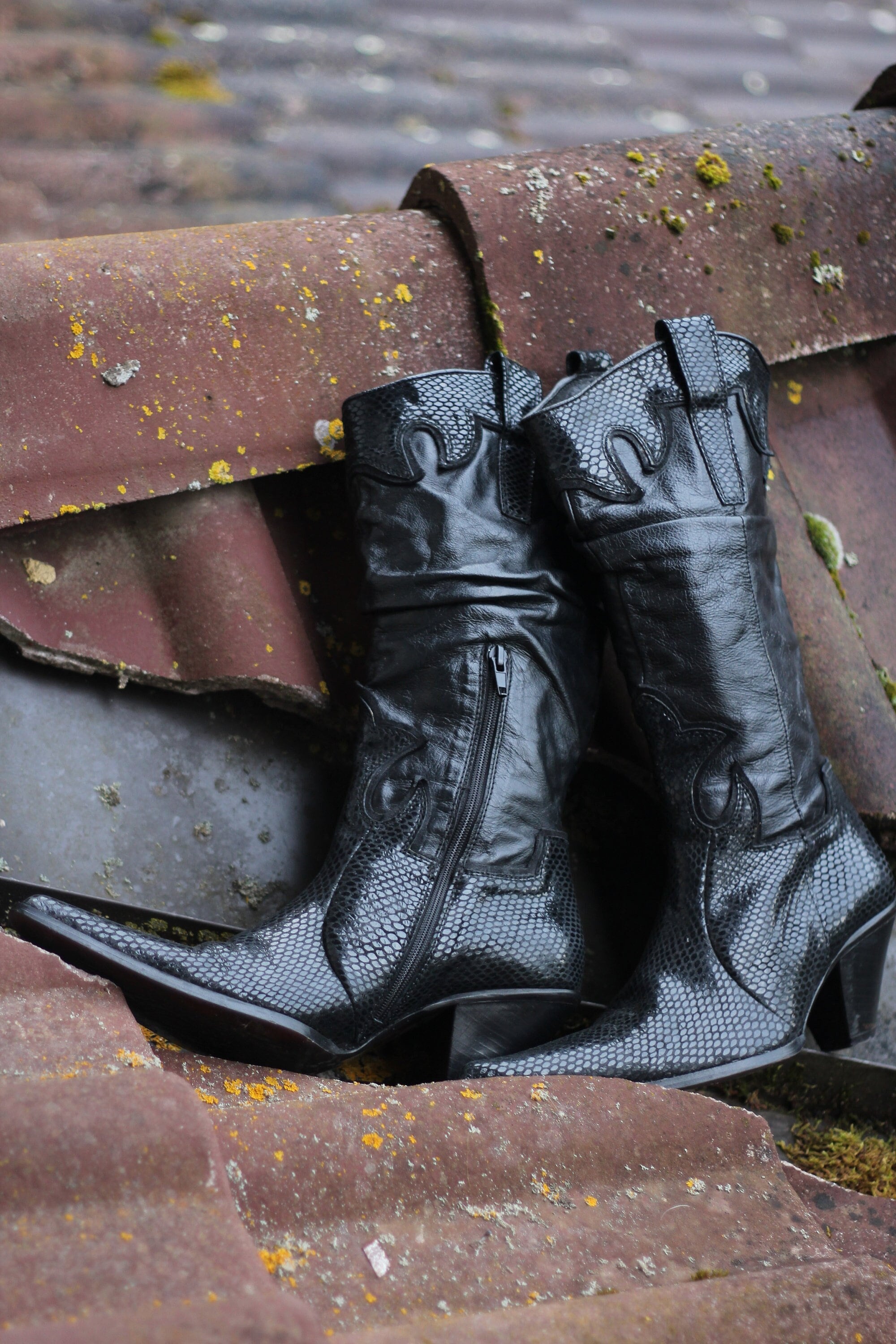 Y2k Pointy Boots - Etsy Y2k Pointy Boots - Etsy