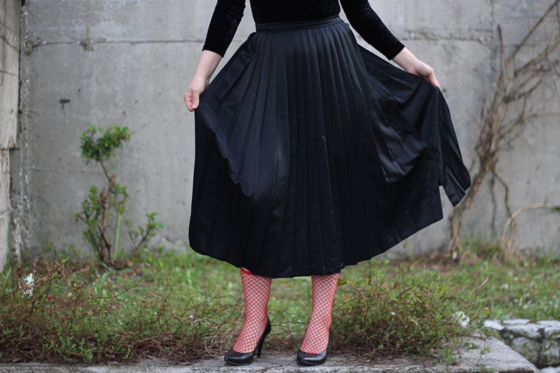 Vintage black pleated skirt high waist satin with side button up closure Minimalist urban skirt A line midi accordion skirt image 4