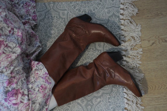 Vintage 80s leather cowboy boots low heel slouchy… - image 7