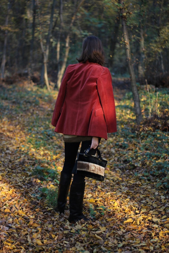 Vintage 70s velvet blazer with oversized peak lap… - image 7