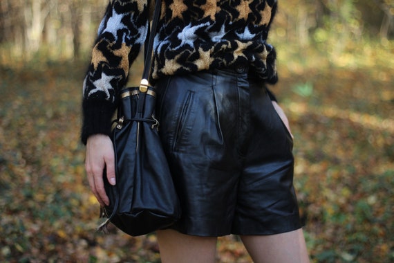 Vintage 90s leather bucket bag Soft leather bag Sh