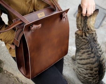 Shoulder Bag,Vegan leather handbag,Brown leather purse,Tote bag with zipper pocket,Faux leather purse,Minimalist knot bag,vegan gift for her