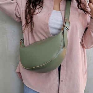 Sac banane zippé en cuir végétalien vert menthe, sac hobo ample en croissant, sac rond à bandoulière pistache, sac à bandoulière rond, sac à main demi-lune pour femme