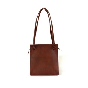 Sac à bandoulière, sac à main en cuir végétalien, sac à main en cuir marron, sac fourre-tout avec poche zippée, sac à main en similicuir, sac à nœud minimaliste, cadeau végétalien pour elle image 7