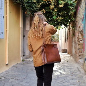 Sac à bandoulière, sac à main en cuir végétalien, sac à main en cuir marron, sac fourre-tout avec poche zippée, sac à main en similicuir, sac à nœud minimaliste, cadeau végétalien pour elle image 3