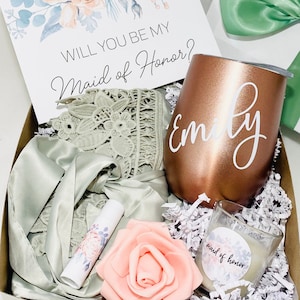 BRIDESMAID PROPOSAL BOX Bridesmaid gift box Bridesmaid gift Bridesmaid gift box Bridal party gift boxes Gifts for her Wedding party gift set