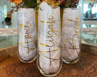 Personalized Champagne Flutes - Personalized Bridesmaid Gift - Bridal Shower - Be My Bridesmaid- Bridesmaid Proposal - Bachelorette Party