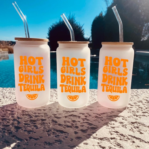 BACHELORETTE PARTY Cups Hot Girls Drink Tequila Cocktail Glass - Ice coffee glass tumblers - Bach Party Favors - Girls Trip Summer Trip