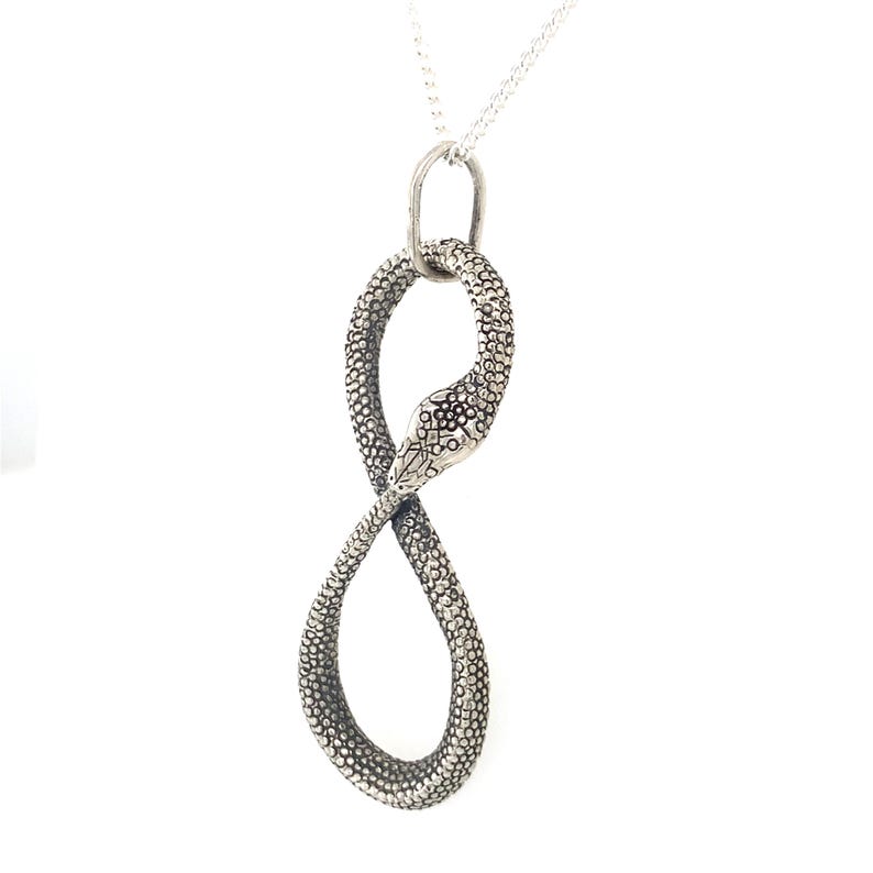 Pingente Ouroboros Infinito Python em Prata de Lei Maciça ou Ouro 14k - Joia Serpente imagem 6
