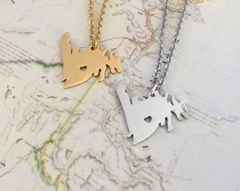 Newfoundland Map Necklace, We Love Newfoundland, Province Necklace, Canada Map Necklace, Cartography Gift, Geography Gift