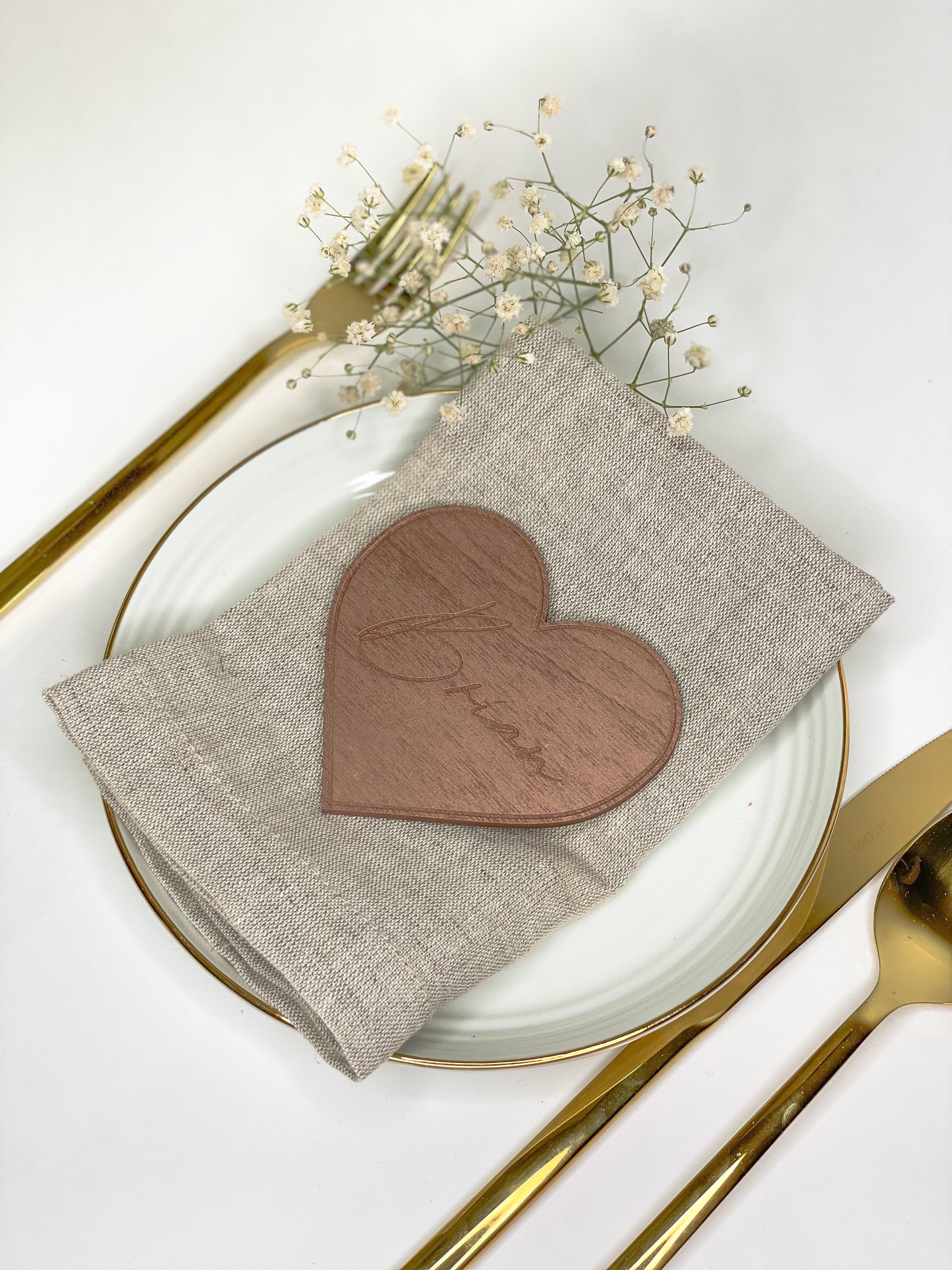 custom-heart-shape-wedding-name-tags-wedding-table-d-cor-etsy