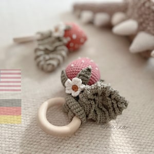 Strawberry grasping toy / Instructions for crocheting / Download PDF / German & English