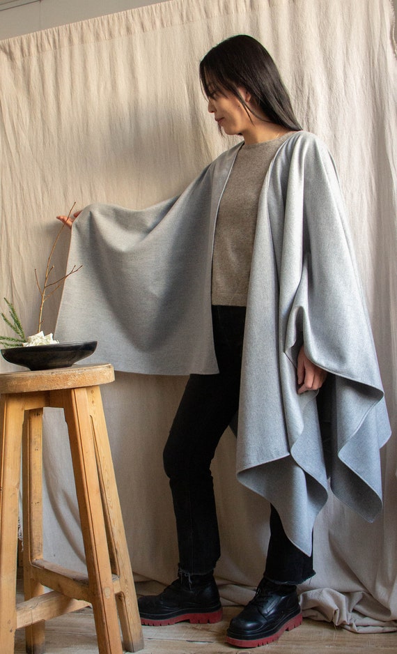 MongolianHandicrafts Mongolian Fine Cashmere Poncho, Cardigan, Sweater for Her, Beautifully Made with Care and Light BLUISH TAN.
