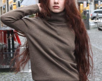 Roll neck pullover made of 100% Ultra Soft and Fine Yak Wool, Undyed Organic Yak Wool Sweater