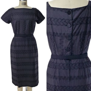 Vintage 1950's Black Cotton Embroidered Sheath Dress/ Vtg 50's Black Pinup Dress/ Size Medium