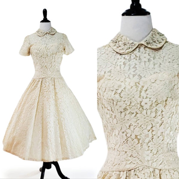 Vintage 1950's Off White Lace Collar Full Dress/ Vtg Short Sleeve Wedding Dress/ Size Small