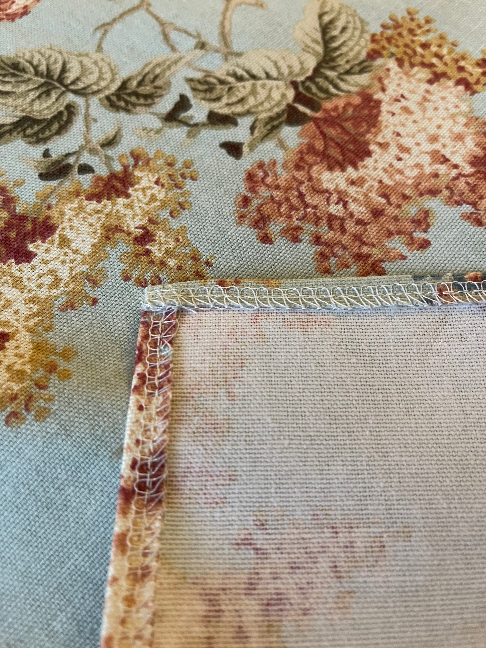 Shabby Chic Table Runner Elegant Floral Design Table Runner Etsy UK